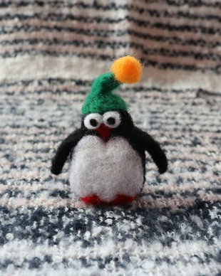 Decor/ornament `Pinguin`