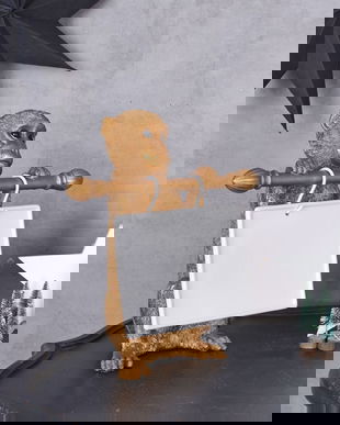 Panou de masa cu o maimutica aurie