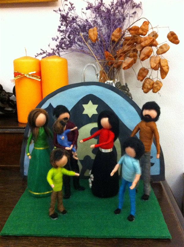 Adunare de Crăciun, set 7 figurine handmade din lână merinos. Waldorf