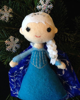 Printesa Elsa, papusa handmade din fetru.