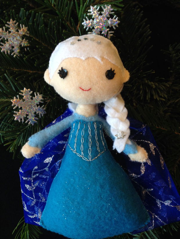 Printesa Anna din Frozen, papusa handmade din fetru