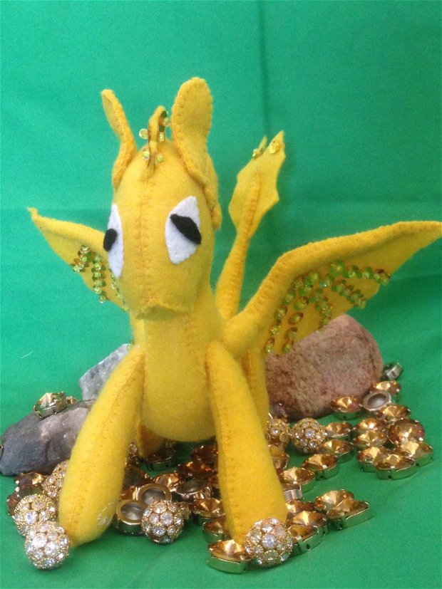 Dragonul Soare - Sun Dragon, figurina handmade din fetru.