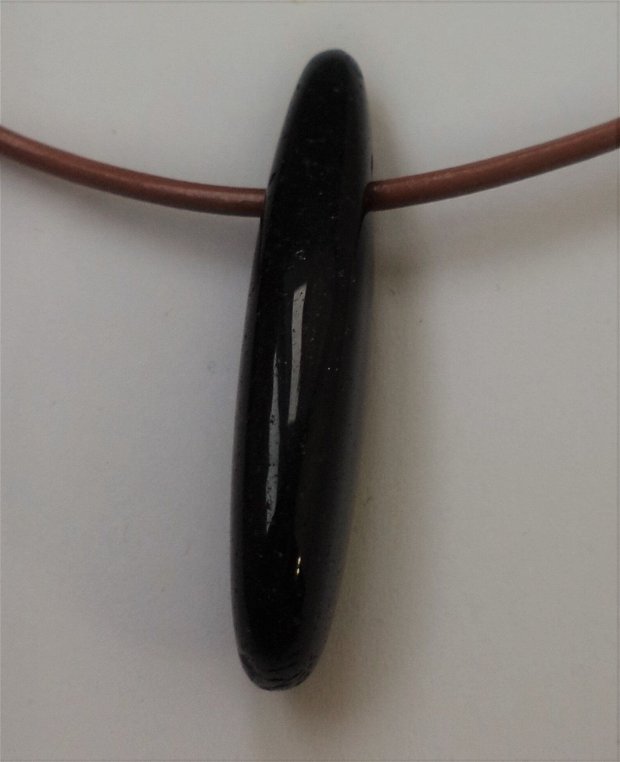 colier din piele cu piatra de agat negru/pandantiv din agat pe snur din piele naturala