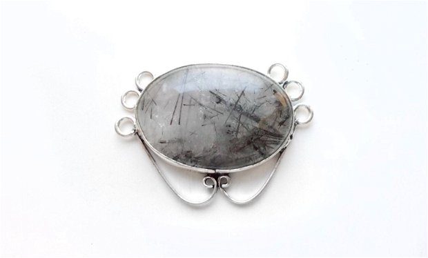 Pandantiv quartz turmalinat in rama argintata