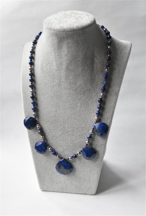 Colier din pietre naturale de lapis lazuli, perle Akoya si hematit