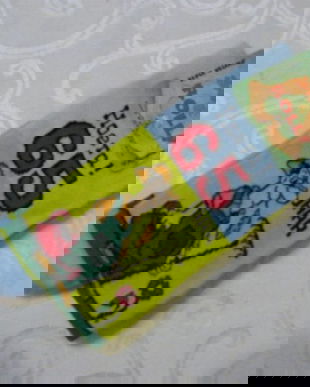 NOI-Sosete cu dedicație