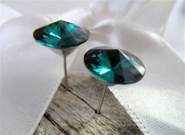 Cercei cristale Swarovski Smarald si oțel inoxidabil
