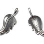 Pandantiv metalic, argintiu antichizat, frunza, 29x12 mm