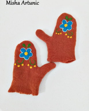Manusi impaslite, cu motiv floral