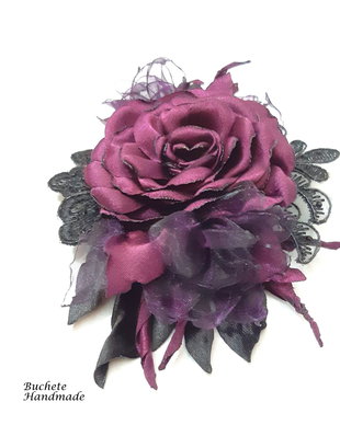 Brosa/Aplicatie pentru rochie/Flori handmade