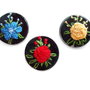 Brosa brodata manual pe catifea neagra cod BN2981