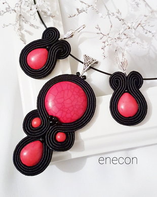 Set roșu și negru soutache cu howlit