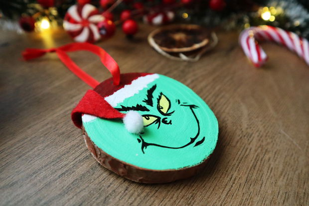 Felie de lemn Grinch