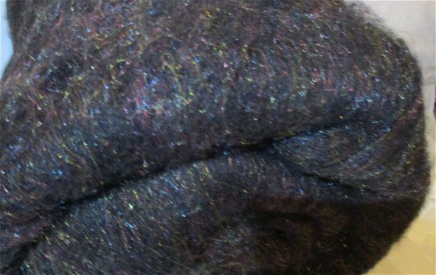 lana cardata-negru lucios
