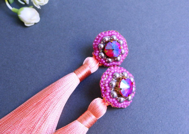 Cercei Fucsia si Piersica si perle Swarovski