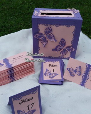 Set papetarie botez tematic fluturasi