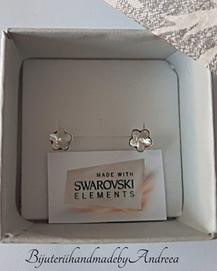 Cercei argint cu piatra Swarovski Flower 6mm Cristal