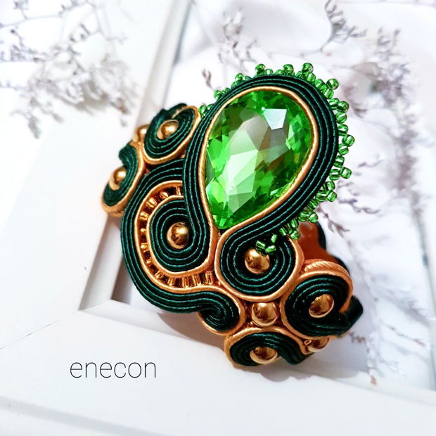 Brățara soutache verde cu auriu