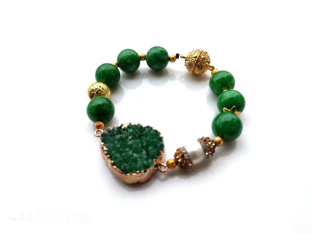 Bratara green jad
