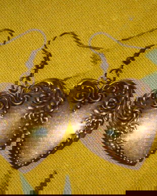 Cercei handmade, cu inimioare din alama