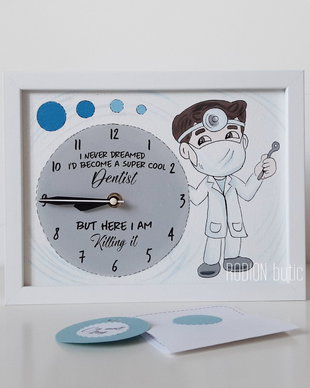 Ceas personalizat handmade pictat manual medic dentist
