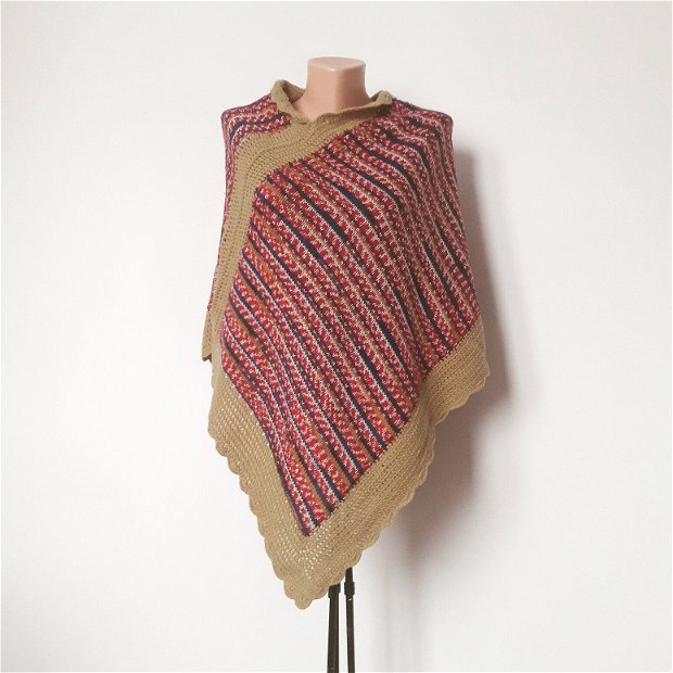Poncho multicolor tricotat cu bordura crosetata manual colorat amestec lana