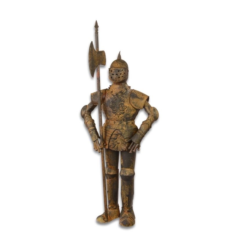 Armura mare antichizata de cavaler medieval cu scut si lance