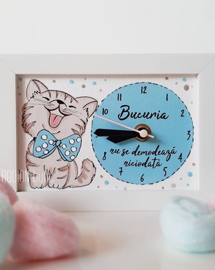 Ceas pisicuta pictat manual personalizat cu mesaj