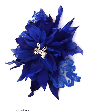 Brosa/Aplicatie pentru rochie/Flori handmade