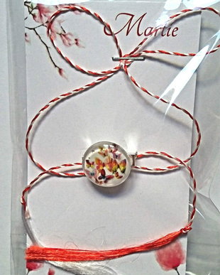 Brosa martisor cabochon sticla 14mm fluturi