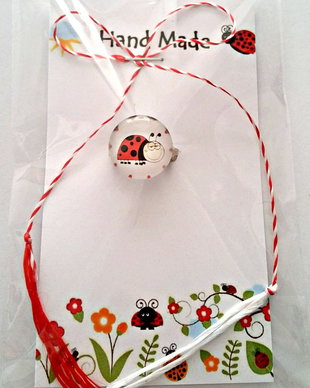 Brosa martisor cabochon sticla 14mm gargarita