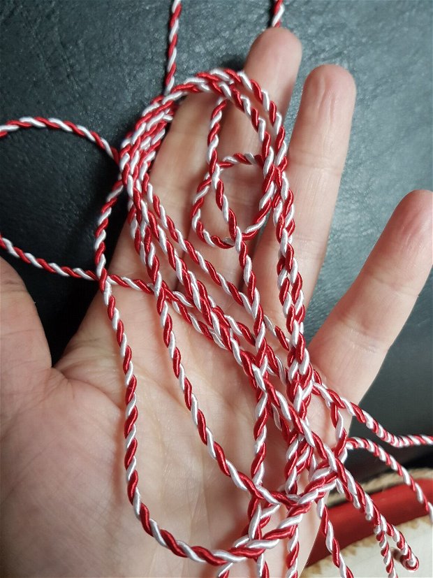 1m Șnur alb-roșu (2,5 mm) răsucit