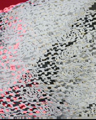 Cuvertura pat dantelata