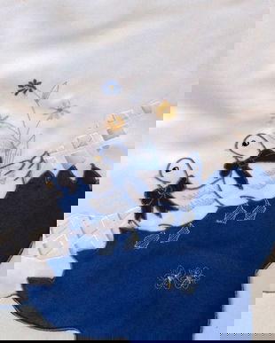 fata de masa brodata 5