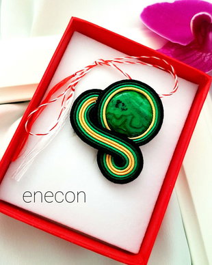 Martisor-brosa soutache cu jasp