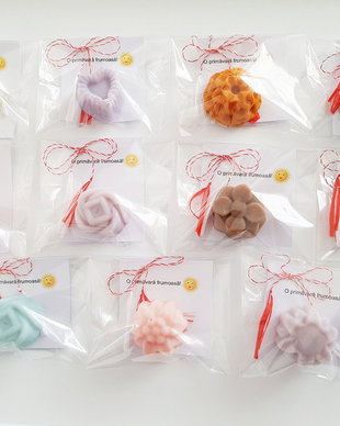 Martisoare cu mix de mini sapunuri  naturale