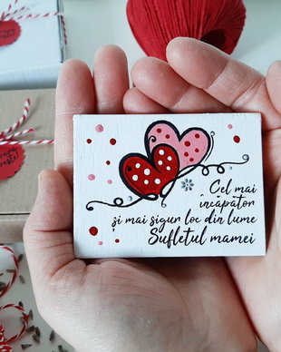 Martisor mama magnet pictat manual personalizat cu mesaj