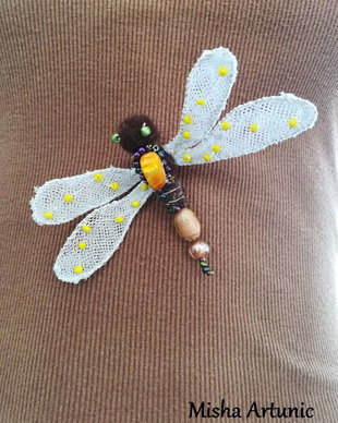 Vândut Brosa - Libelula impaslita accesorizata cu margele murano