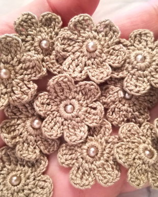 Floricele crosetate manual