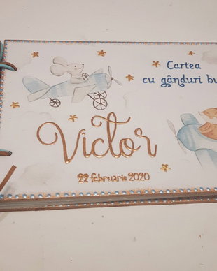 Carte oaspeti cu coperti din lemn, format A5