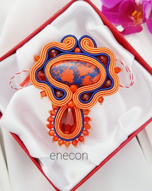 Brosa portocalie soutache