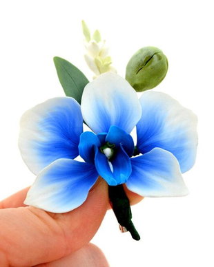 Orhidee albastra- brosa "buchet"