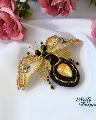 "Golden Beetle"- Broșă insecta 3D