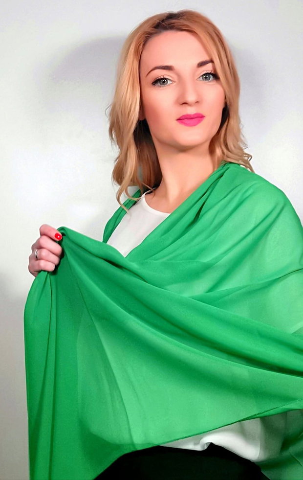 VANDUT Esarfa VERDE CRUD din Colectia SARABANDA CULORILOR RAFINATE