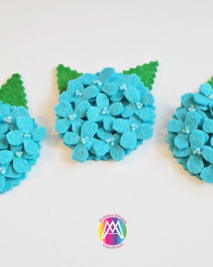 Martisor Brosa Flori din Fetru