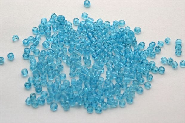 Margele albastru deschis transparent 8/0- 3 mm - 50 gr- 369321