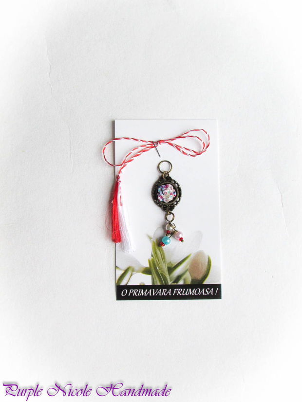 Alb - pandantiv martisor, margele