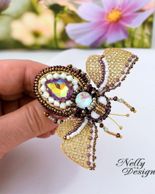 "Golden Beetle"- Broșă insecta 3D