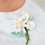 Floare de colt si hortensii albe- brosa "buchet"