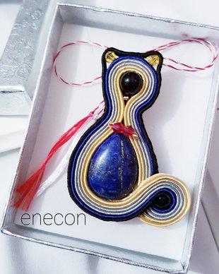 Brosa-martisor pisicuță soutache